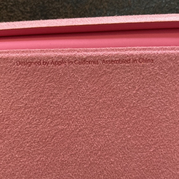 Apple smart screen protector for iPad mini - Picture 3 of 4